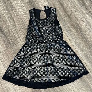 Flowers by Zoe Black Dress Size Medium